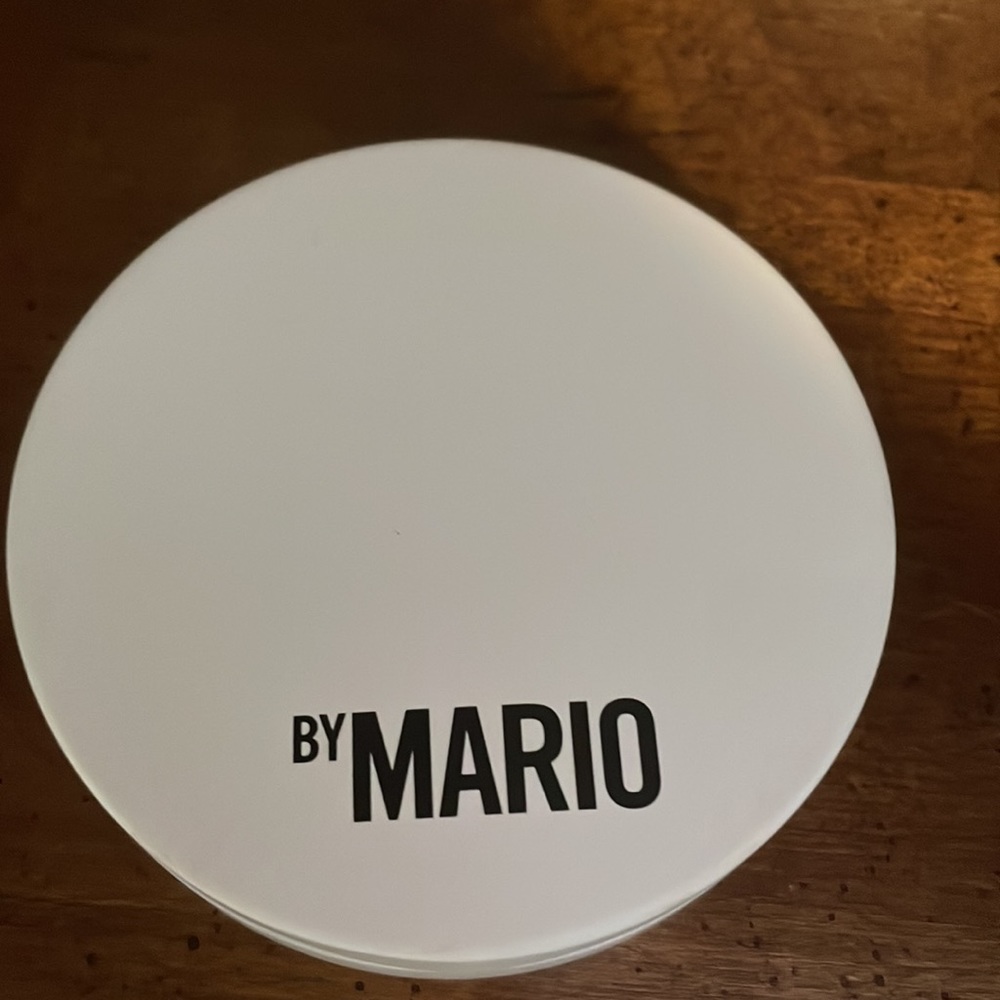 Makeup by Mario Soft Gold Highlighter in Honey - Picture 5 of 6